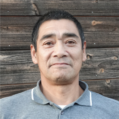 


『住まいの悩みを小さなリフォームで大きな笑顔に変えて
地域に貢献して行きたい』そういう思いで仕事をしています。
人生のストーリーごとに、また、生活環境の変化に合わせ
一部リフォームすれば、快適に、楽しく住める家に生まれ
変わります。是非豊かな生活を一緒に考えていきましょう。
“リフォームで大きな笑顔を取り戻しましょう”
